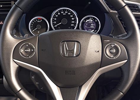 Thanks to various styling updates, the new 2017 honda city looks far more stylish than the car it replaces. Honda City 2017 Multifunctional Steering Wheel | AUTOBICS