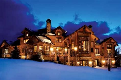 Hidden In The Snow Log Homes Log Homes Exterior Mountain Homes