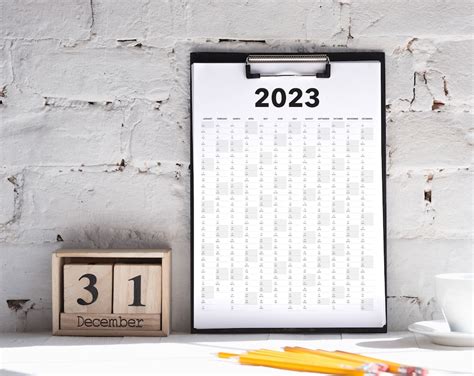 Free Printable Calendar 2023 Vertical Calendar 2023 With Federal Holidays
