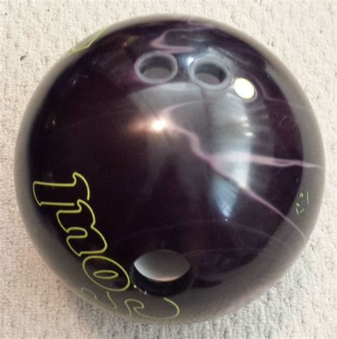 The latest collaboration with jason belmonte and storm present the new storm trend bowling ball, part of storm bowling's high performance signature line of bowling balls. Brunswick Soul and Soul Mate Bowling Ball Review | Tamer ...