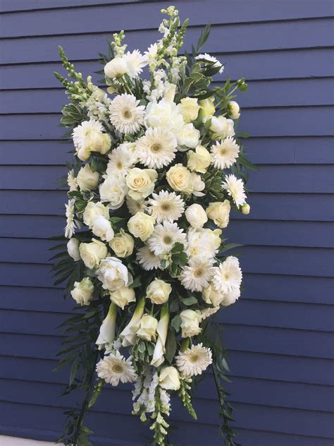 Funeral Floral Arrangements Standing Sprays