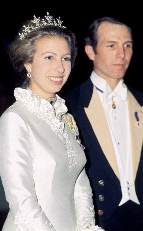 Actually i read an article the other day about the crown, the actress was talking about how long it took them to do their hair like i did. The Crown Chronicles on | Princess anne, Princess, Royal ...