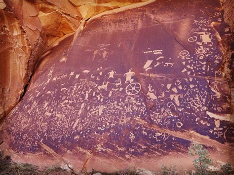 Hundreds Of Petroglyphs Some Dating Back 2000 Years Utah Near