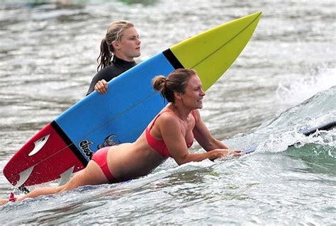 Lisa Gormley Suffers Boob Slip Bikini Malfunction At The Beach Gutter