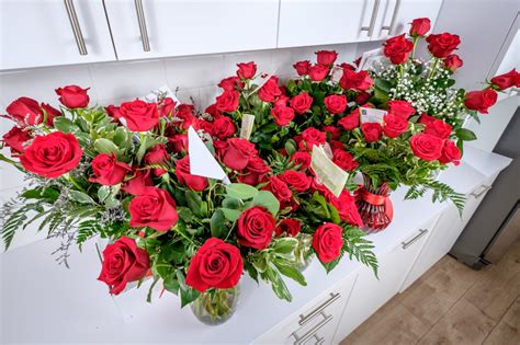 This includes not only red roses but also several types of flowers that we deliver in over 350+ cities in india so if you wish to send flowers online to india then buy birthday. The Best Online Flower Delivery for 2017 - Reviews.com