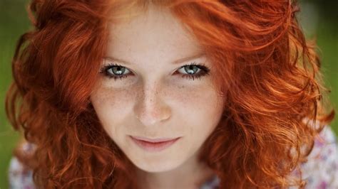 4573355 Women Outdoors Smiling Blue Eyes Long Hair Redhead Women Face Freckles Model