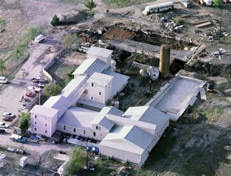 Scholars Tackle ‘cult Questions 20 Years After Branch Davidian Tragedy