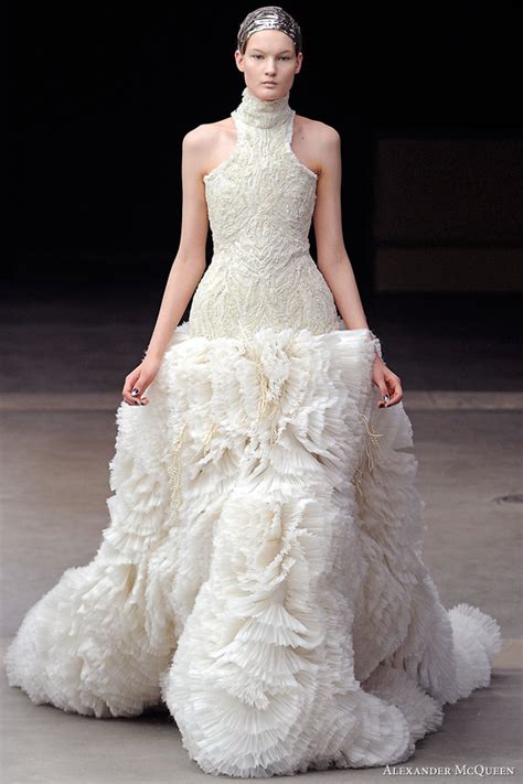 Catherine middleton's wedding dress will be designed by sarah burton, creative director at one of britain's edgiest labels. Alexander McQueen Fall/Winter 2011 Collection | Wedding ...