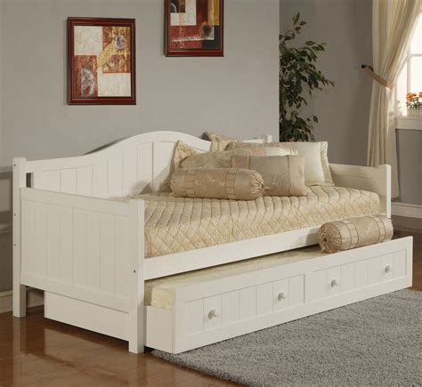 Hillsdale Daybeds Twin Staci Daybed With Trundle Wilsons Furniture