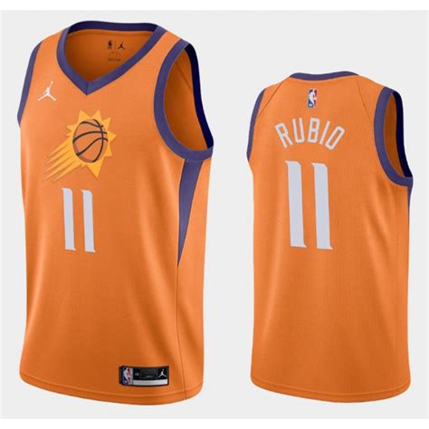 The suns show some love to the valley with their city edition gear, using the colors synonymous with the desert to create an alternate skyline. Phoenix Suns Trikot Ricky Rubio 11 2020-2021 Jordan Brand Statement Edition Swingman - Herren