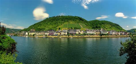 Population about 5,000 and a population of 8700 in a 7 km radius. Cochem Cond Foto & Bild | landschaft, bach, fluss & see ...