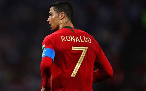 Szerezzen be bútorokat szuper áron. Ronaldo rekordot döntött, az Európa-bajnokságok ...