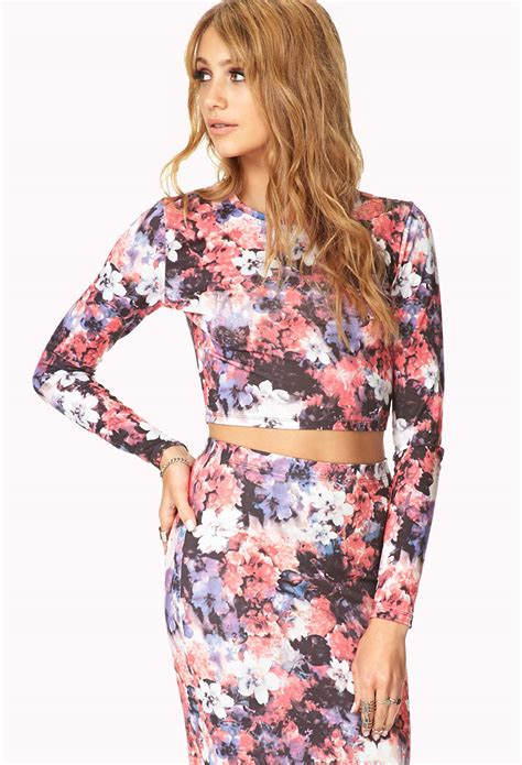 Forever 21 Watercolor Floral Crop Top In Pink Lyst
