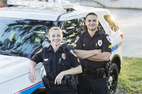 8 reasons you should consider a career in law enforcement show me the law