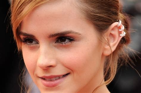 Yay Or Nay Springs Newest Trends Emma Watson Piercing Aquecedor