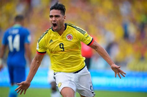 Nació el 10 de febrero de 1986 en santa marta, magdalena. Falcao García mantiene a Colombia en el camino hacia Rusia ...