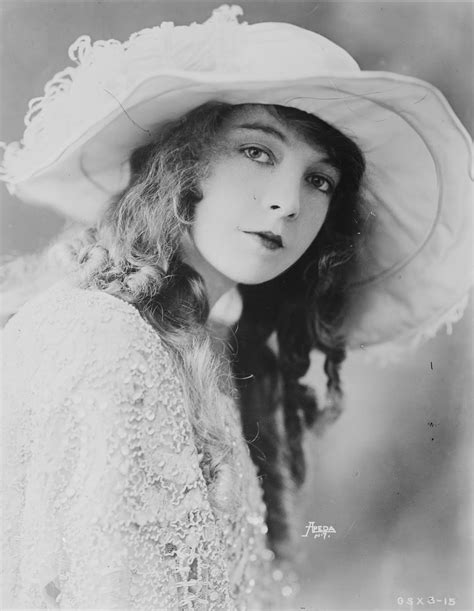A Trip Down Memory Lane Photos Of The Day Silent Movie Actresses