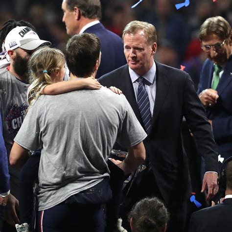 Watch Fans Shower Roger Goodell With Boos At Patriots Super Bowl