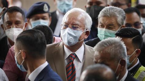 Malaysias Ex Pm Najib Razak Given 12 Years In Jail In 1mdb Scandal