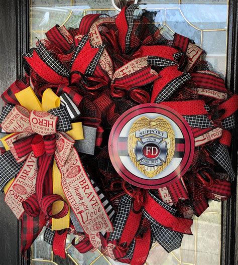Firefighter Wreath Fireman Wreath First Responder Wreath Thin Red