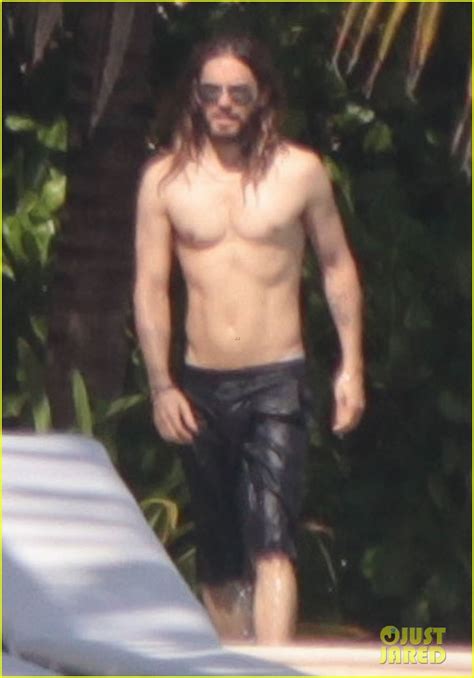 Jared Leto Spends The Weekend Shirtless In Mexico Photo 3019817 Jared Leto Shirtless