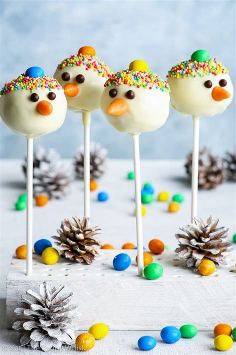 Holiday cake pops and cookies. 22 Christmas Cake Pops No One Will Be Able to Turn Down ...