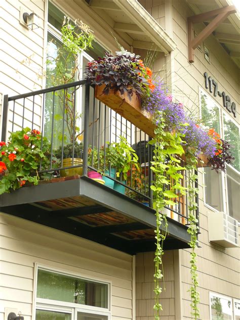 Pin By Andy Mueller On Gardening Small Balcony Garden Apartment