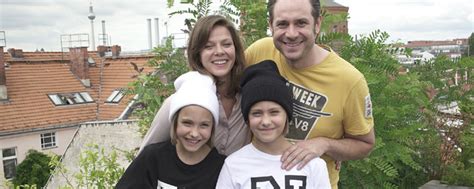 Das ist eines der großen themen, um das es. "Hanni & Nanni": Neustart der Kinoreihe nach den ...