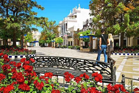 Simple Science: How to Make a Volcano with Kids