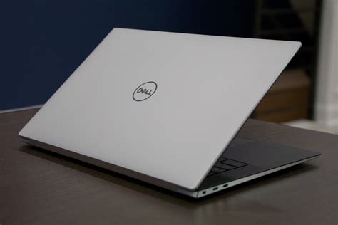 Dell Xps Review A Stunning Windows Laptop For Creators Laptops Pc Reviews