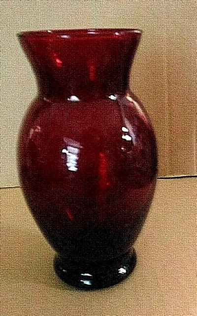 Anchor Hocking Co Royal Ruby Red Depression Glass Vase