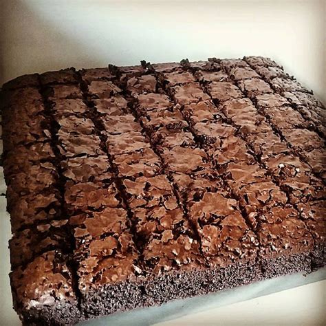 Looking for an easy fudge brownie recipe? Resepi Brownies Original | Fudgy brownies, Fudge brownies ...