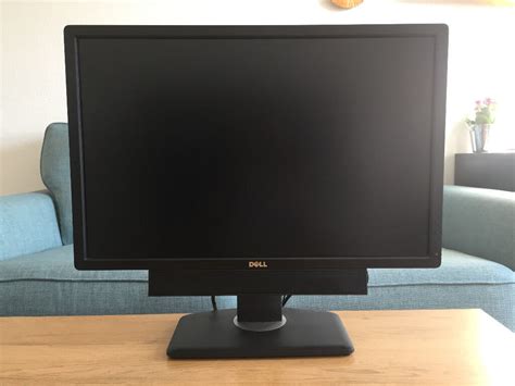 Dell 24 Ultrasharp Ips Led U2412m Monitor With Dell Ax510 Soundbar