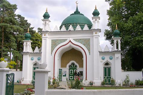 We did not find results for: Pemimpin Islam Britain mahu masjid terus ditutup — Suara ...