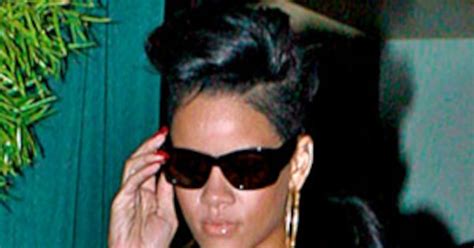 Lapd Officers Benched Over Rihanna Photo Leak E News