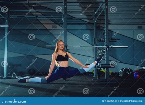 Stretching Gymnast Girl Doing Vertical Split Twine Stock Image Image
