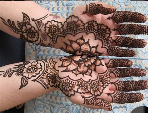 Women Beauty Tips 10 Gorgeous Wrist Mehndi Designs