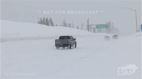 01 10 2023 donner pass ca blowing snow shuts down i 80 white out conditions stalled cars