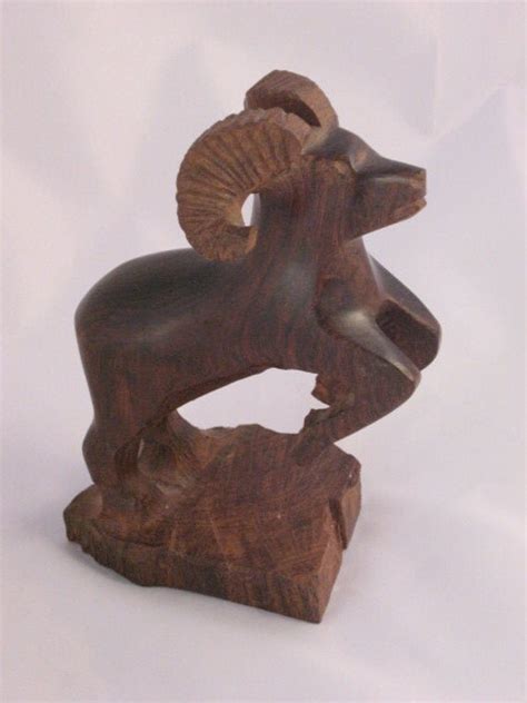 Excellent Vintage Ironwood Ram Or Big Horn Sheep Figurine