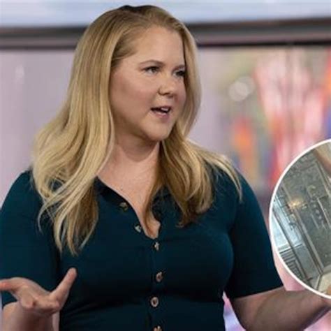 Amy Schumer Unveils Topless Selfie With “40 Extra Lbs”