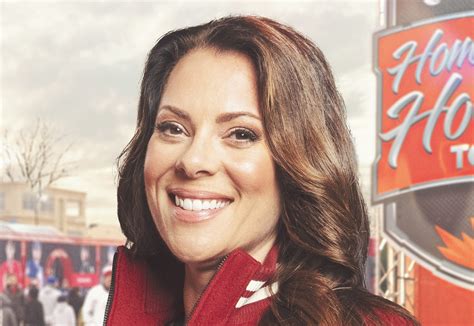 Qanda Host Tara Slone Back On The Road With Hometown Hockey