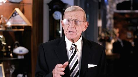 Longtime Football Coach Lou Holtz To Get Medal Of Freedom Bvm Sports