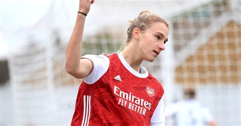 Logos of brands, clubs, businesses, organizations, keeping track of them can be tricky. Miedema topscorer aller tijden in FA Women's Super League ...
