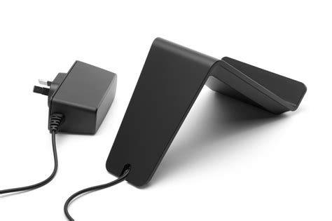 Tylt Vu Qi Wireless Charging Pad Stand Black