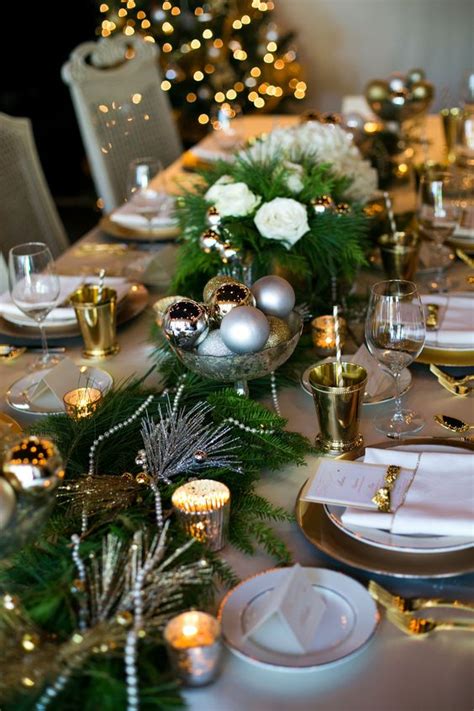 25 Ways To Use Christmas Ornaments At Your Wedding  Weddingomania