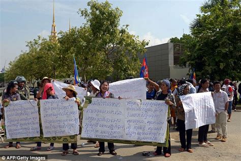 Cambodia Protests As Agreement Is Reached With Australia To Resettle