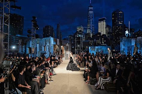 The Best Sets From New York Fashion Week Photos Architectural Digest