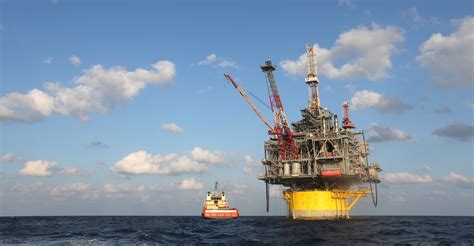 Dozens Of Coastal Republicans Vote With Democrats To Ban Offshore Oil