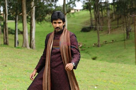 Sai Pradeep Pinisetty Aadhi In Chelagatam Movie Stills Chelagatam