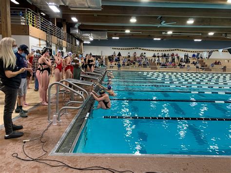 Arapahoe Vs Cherry Creek Ahs Girls Swim And Dive Team